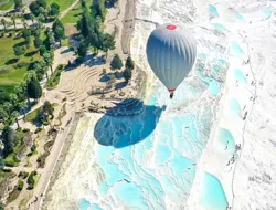 From Antalya/Kemer: Pamukkale and Hierapolis Tour with Lunch